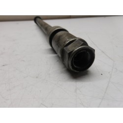 axe de roue arrière