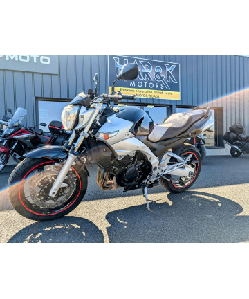 SUZUKI 600 GSR
