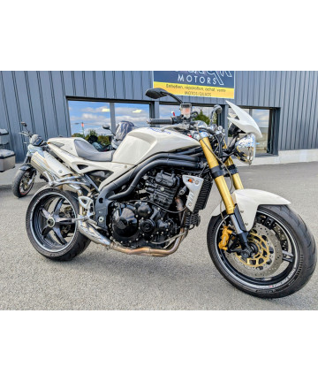 TRIUMPH SPEED TRIPLE 1050