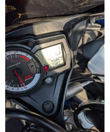 SUZUKI 750 GSXR