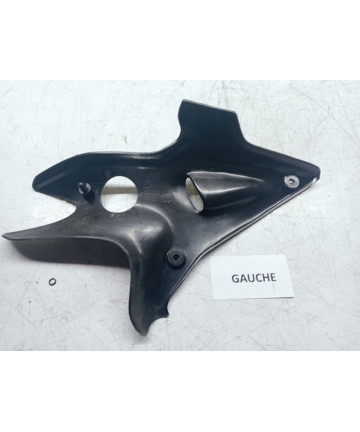 cache lateral gauche