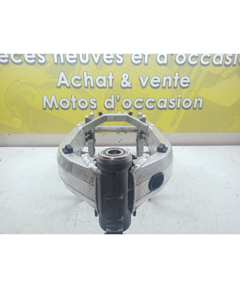 cadre avec carte grise