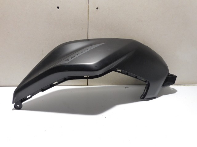 carenage reservoir gauche