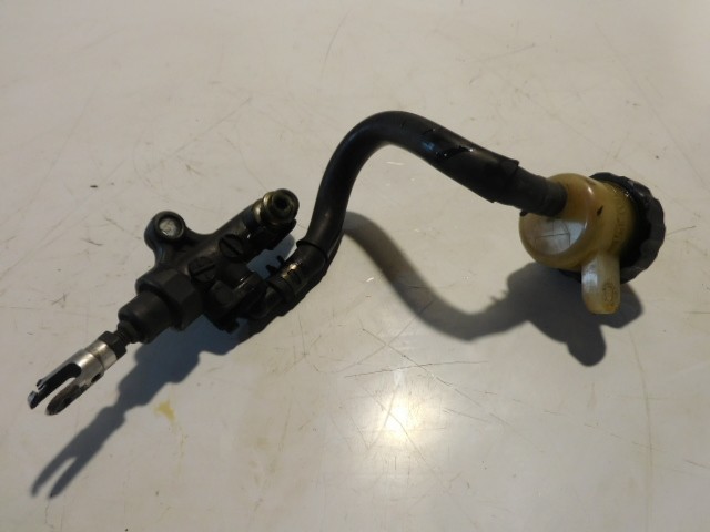 maitre cylindre arriere