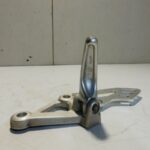 platine repose pied avant gauche