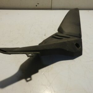 cache lateral gauche