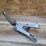 Platine avant droite