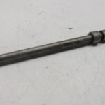 axe de roue arrière