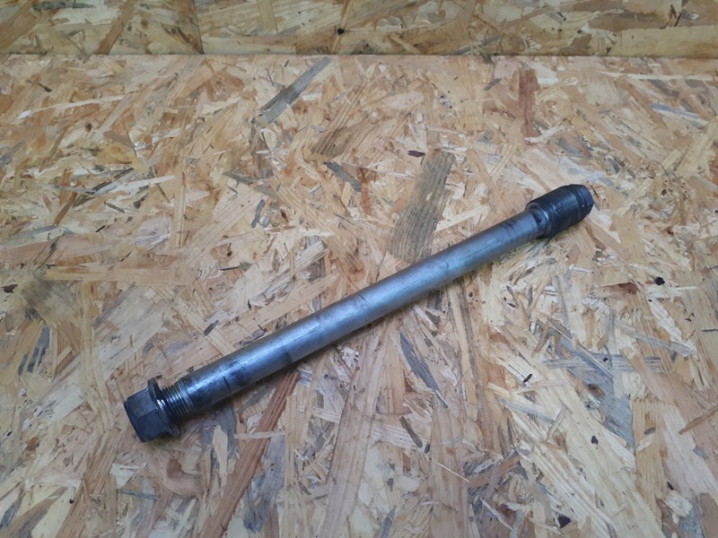 Axe de bras oscillant