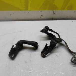 REPOSE PIEDS AVEC PEDALE DE FREIN