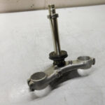 TE DE FOURCHE INFERIEUR