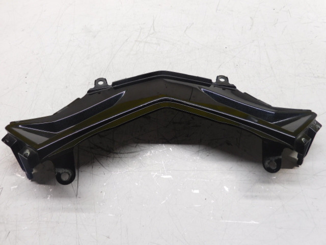 CARENAGE CENTRALE ARRIERE