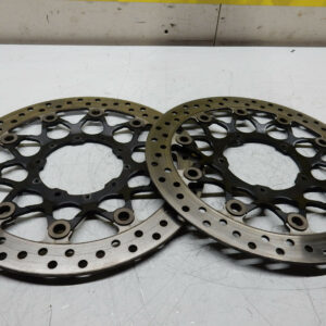 DISQUES DE FREIN AVANT