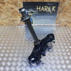 T de fourche inférieur