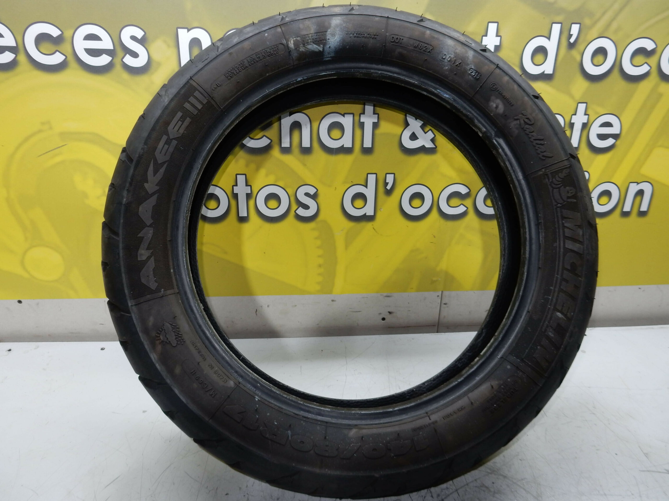 PNEU ARRIERE