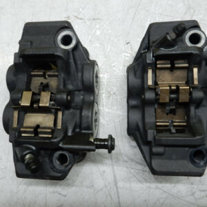 ETRIER DE FREIN AVANT