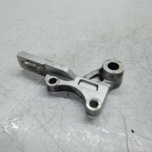 PATTE DE FIXATION ETRIER ARRIERE