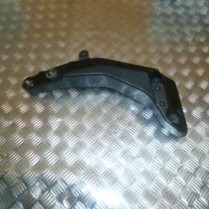 Renfort de cadre droit