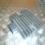 Régulateur/Redresseur de tension