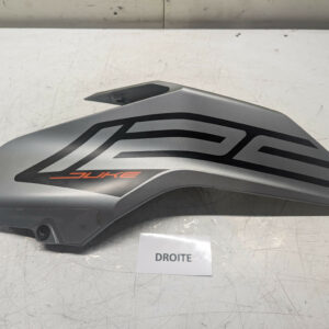 carenage avant droite