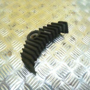 Support de réservoir avant