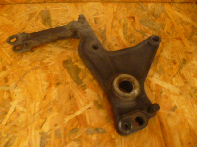 Support Etrier arrière