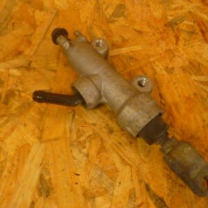 Maitre cylindre arrière