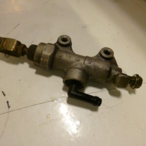 maitre cylindre de frein ar