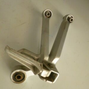 platine repose pied arrière droite