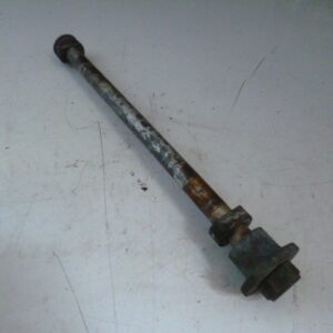 axe de roue arrière