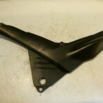 cache sous selle (droit)