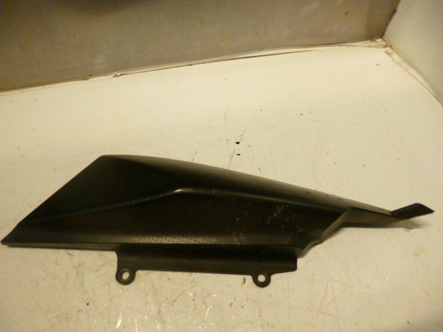 carénage arrière (droit)