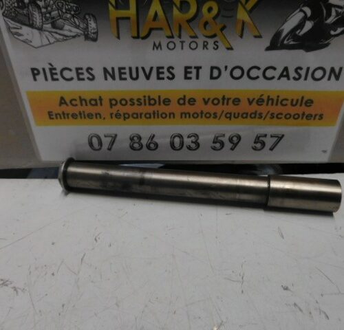 axe de roue avant
