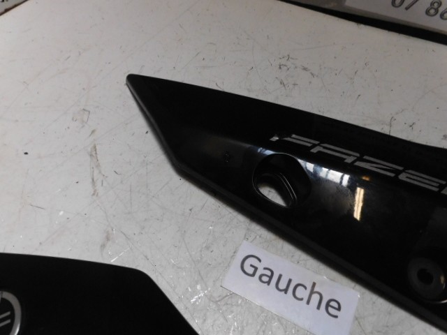 caches latéral tete de fourche