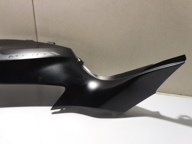 coque de réservoir gauche