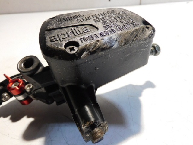 maitre cylindre embrayage