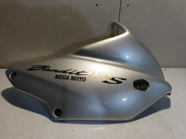 flanc latéral droit