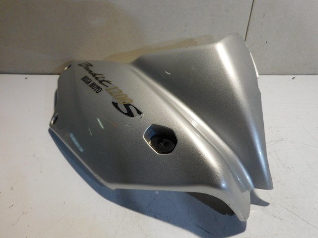 flanc latéral droit