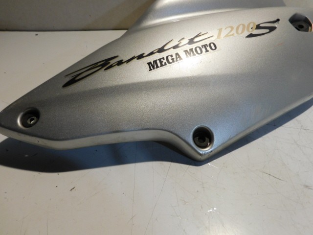 flanc latéral droit