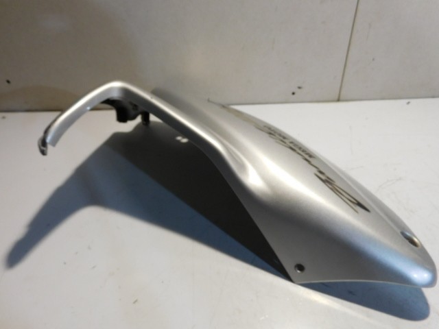 flanc latéral droit