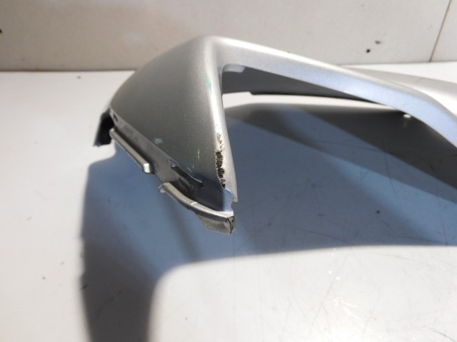 flanc latéral droit