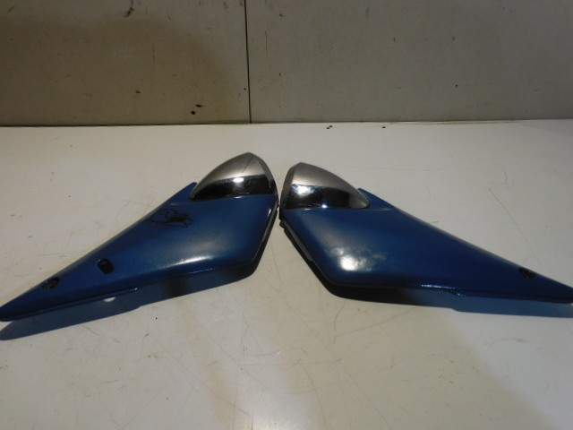 caches lateral sous selle