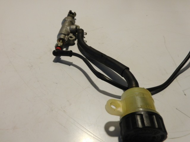 maitre cylindre arrière