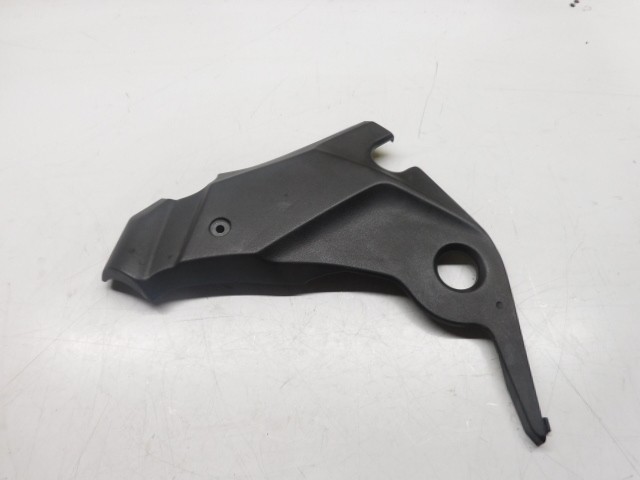 cache lateral gauche