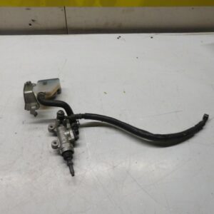 MAITRE CYLINDRE ARRIERE