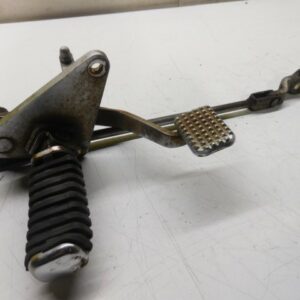 PLATINE AVANT DROITE