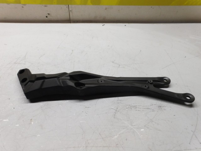 RENFORT DE CADRE GAUCHE