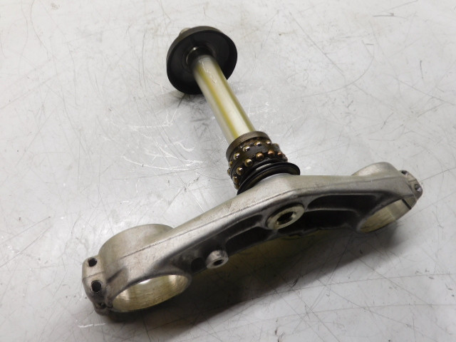 TE DE FOURCHE INFERIEUR