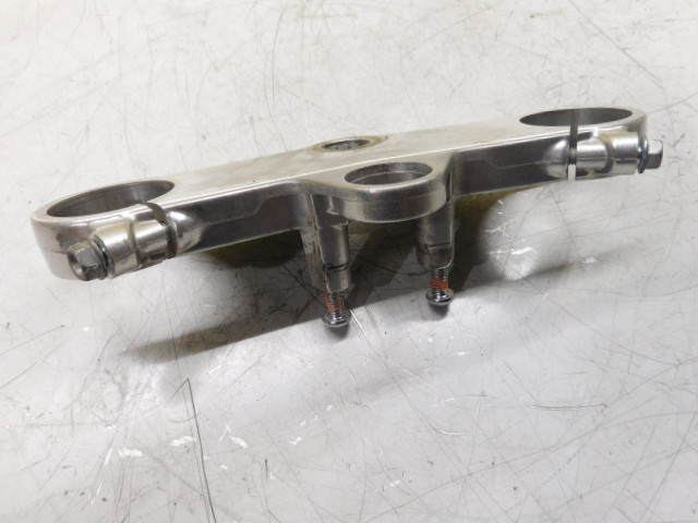 TE DE FOURCHE SUPERIEUR