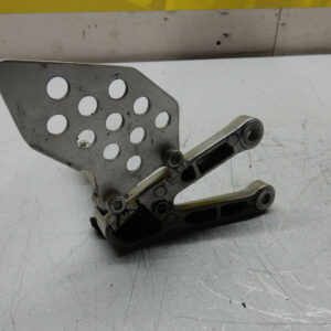 PLATINE AVANT GAUCHE